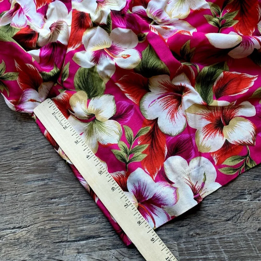 Vintage Leslie Fay‎ Womens Shorts High Waist Tropical Hawaiian Lightweight Pink